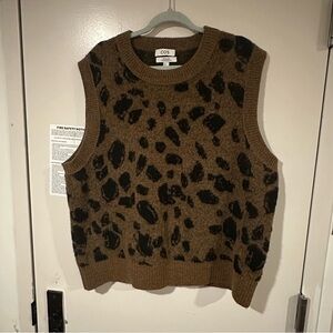 COS Leopard Print Sweater Vest in Brown and Black